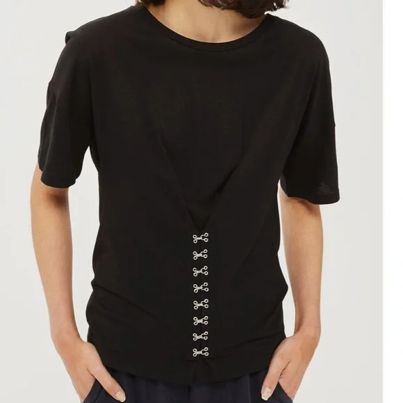 Topshop Hook Front Tee - Picture 2 of 7